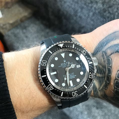 rolex deepsea sea dweller review.